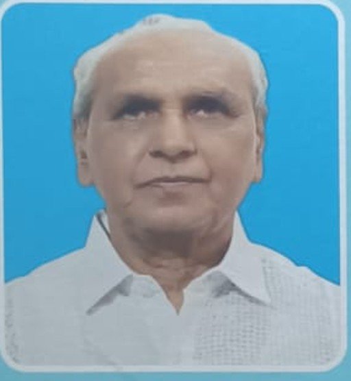 Shri Jaykant Hirani, trustee of Shree Mahavir Clinic